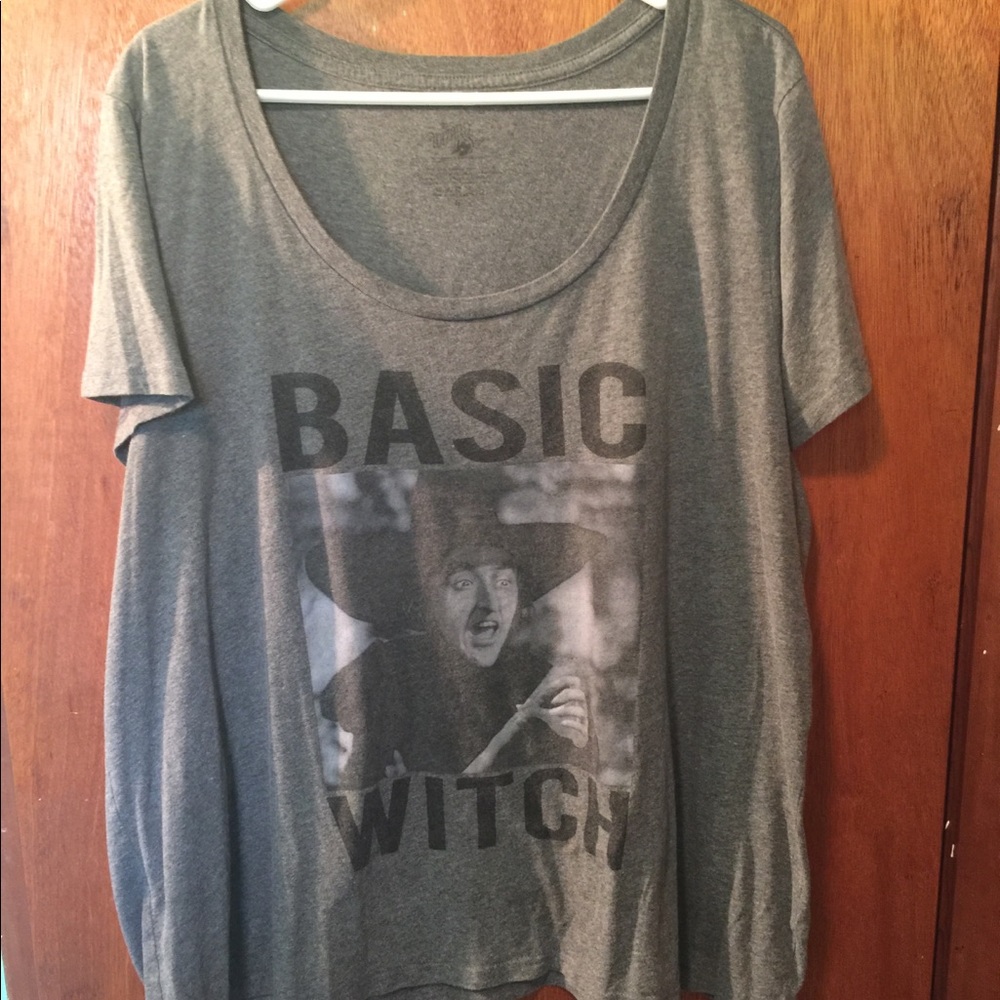 Torrid Size 4 Basic Witch Wizard of Oz Tee